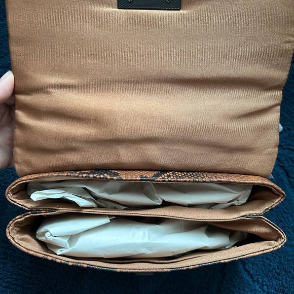 Nicole Miller Brown Snake Print Women Bag - Picture 4 of 9